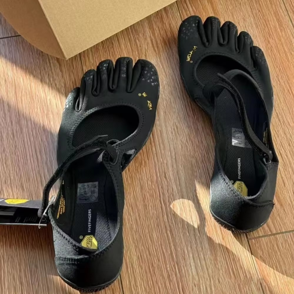 Women'S Shoes Louis Vuitton - 軽量で通気性があり、速乾性のある 5 本指 V-Soul スニーカーは、ヨガ、ウォーキング、アウトドア活動に最適な女性用シューズです。