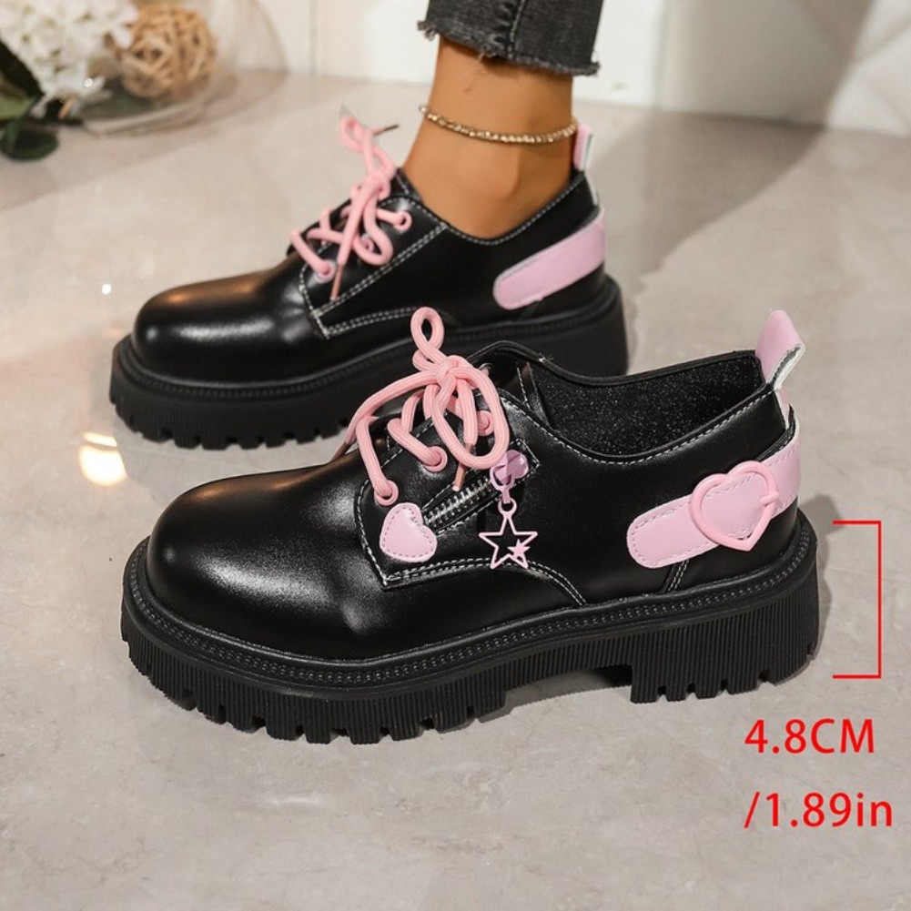 Women Shoes Big W - 2026 春と秋の女性の靴新しいファッション高級デザイナー厚底リラクゼーション女性の靴黒のビッグサイズの靴