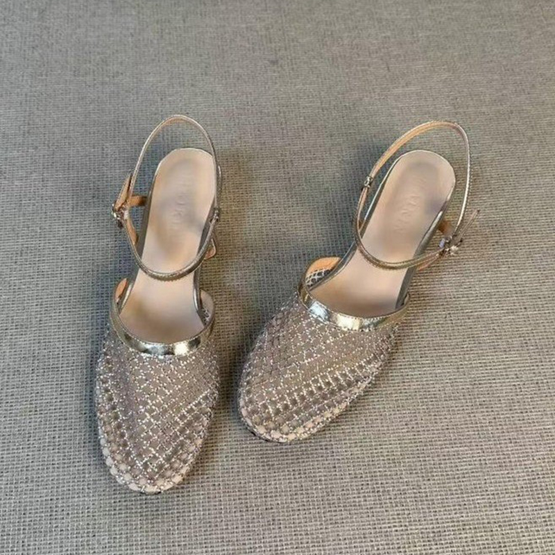 女性メッシュサンダルクリスタルシューズ高級フラットスリッパ  - Women Shoes Size 7 のレビューと価格