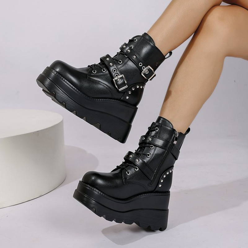 女性革アンクルブーツ女性 2026 新秋冬ラウンドトゥレース - Block Heel Ankle Boots のレビューと価格