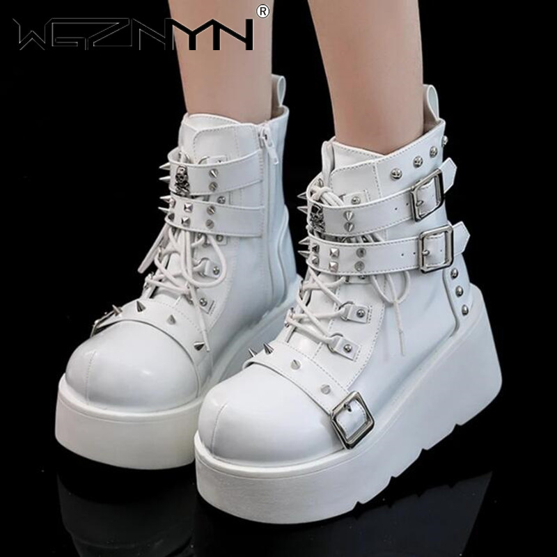 女性用ハイヒールブーツ,ウェッジ,金属装飾,バックル,パンク - Block Heel Ankle Boots のレビューと価格
