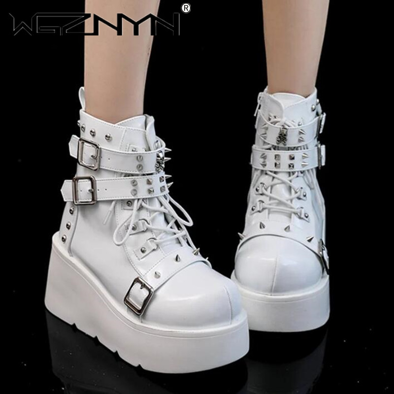 女性用ハイヒールブーツ,ウェッジ,金属装飾,バックル,パンク - Block Heel Ankle Boots のレビューと価格