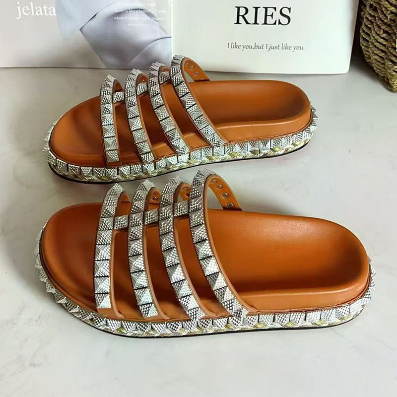 赤リベットスタッズグラディエーターサンダル女性オープントゥ厚 - Women'S Shoes Red Bottoms のレビューと価格