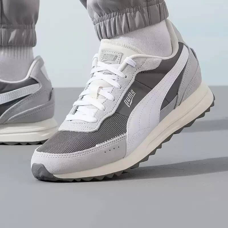 プーマ男性白黒ロートップスニーカークラシッククリーンレザーカ - Women'S Shoes Puma Sneakers のレビューと価格