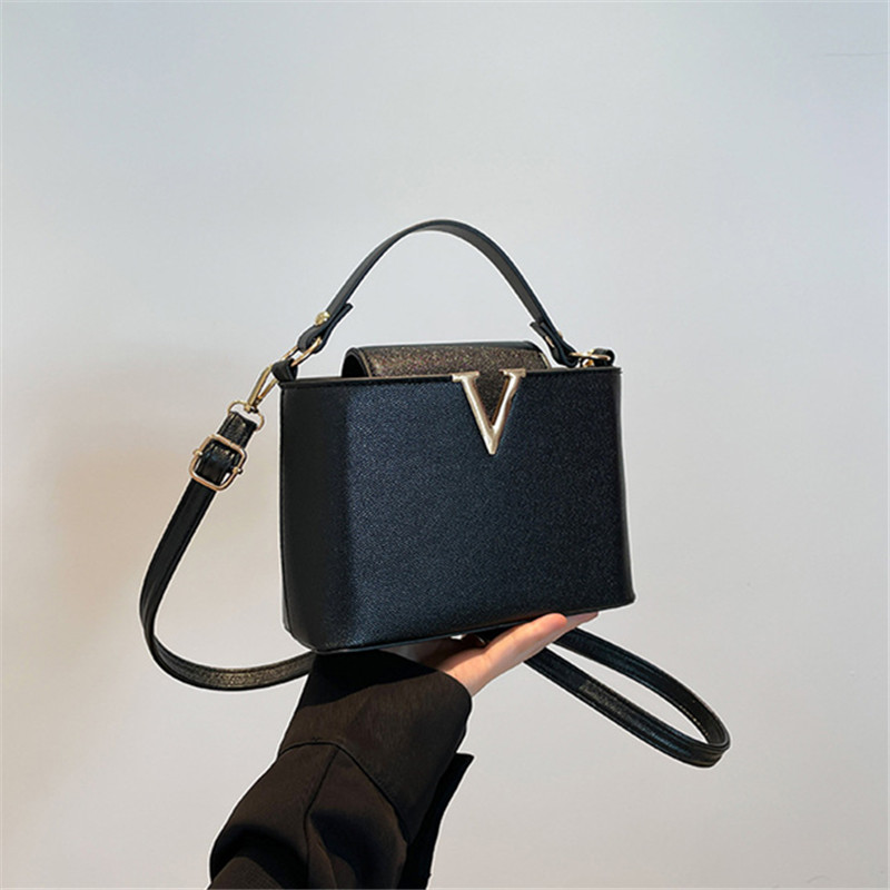 高級レディーストートバッグ、シックなV字型スタイリッシュPU - Women'S Shoes Louis Vuitton のレビューと価格